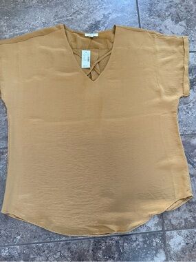Maurices Mustard V-Neck Short Sleeve Top with Lattice Detail